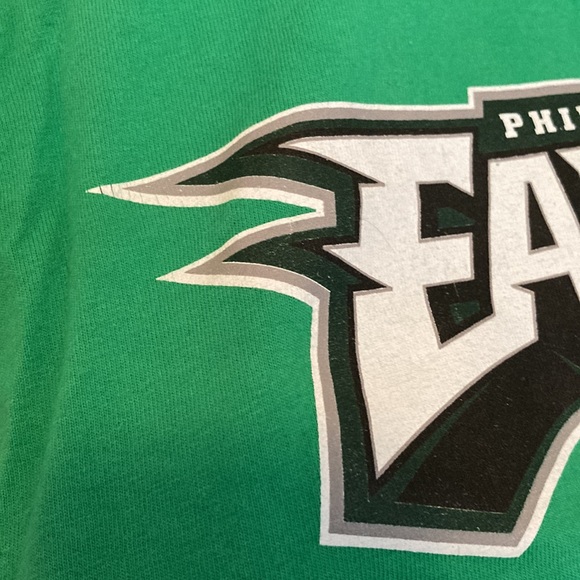 Philadelphia Eagles ☘️ T-shirt - Picture 10 of 10